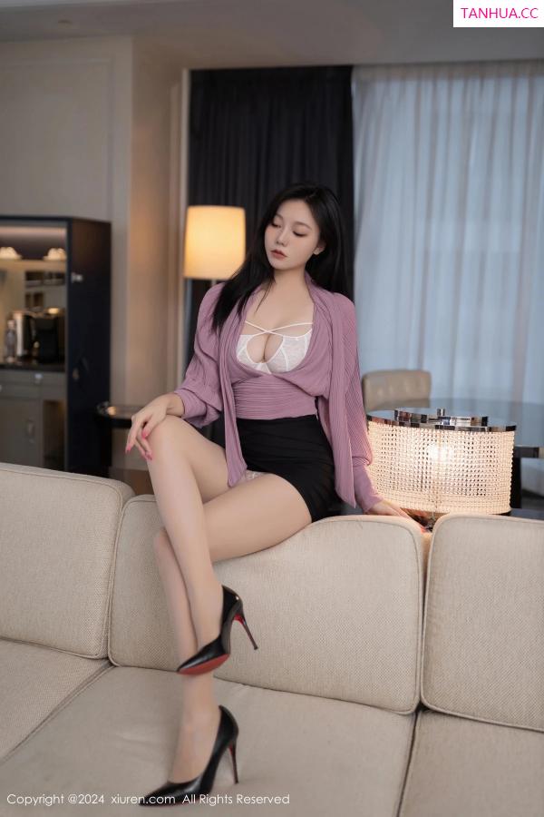 安然Maleah  [XiuRen]高清写真图 2024.04.23 No.8438 安然anran 美腿丝袜第10张图片